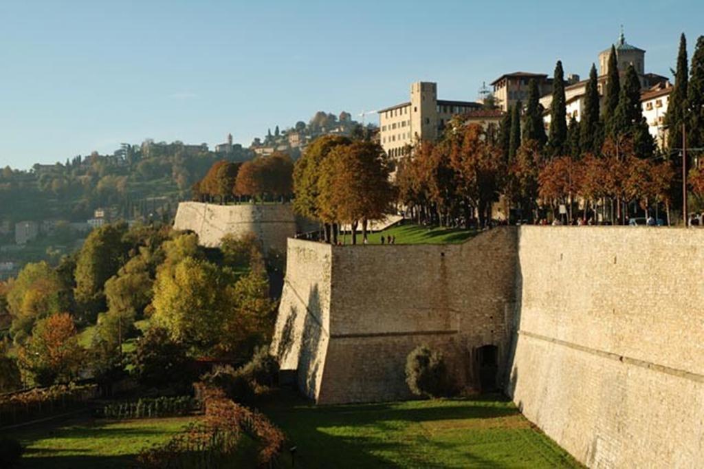 Porta Dipinta House Bergamo Alta Apartment Ruang foto