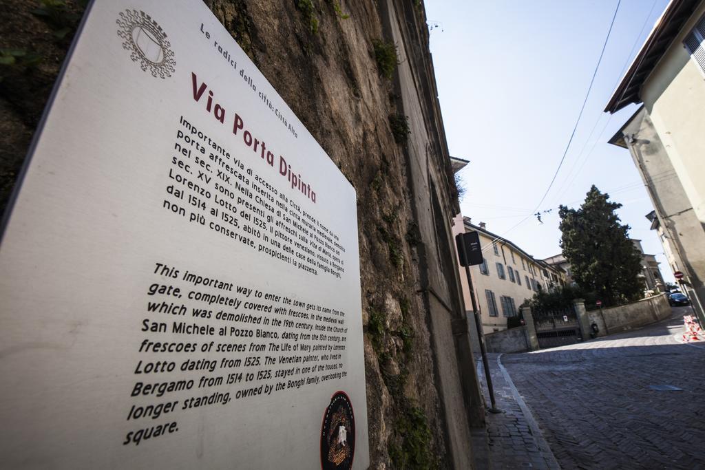 Porta Dipinta House Bergamo Alta Apartment Bagian luar foto
